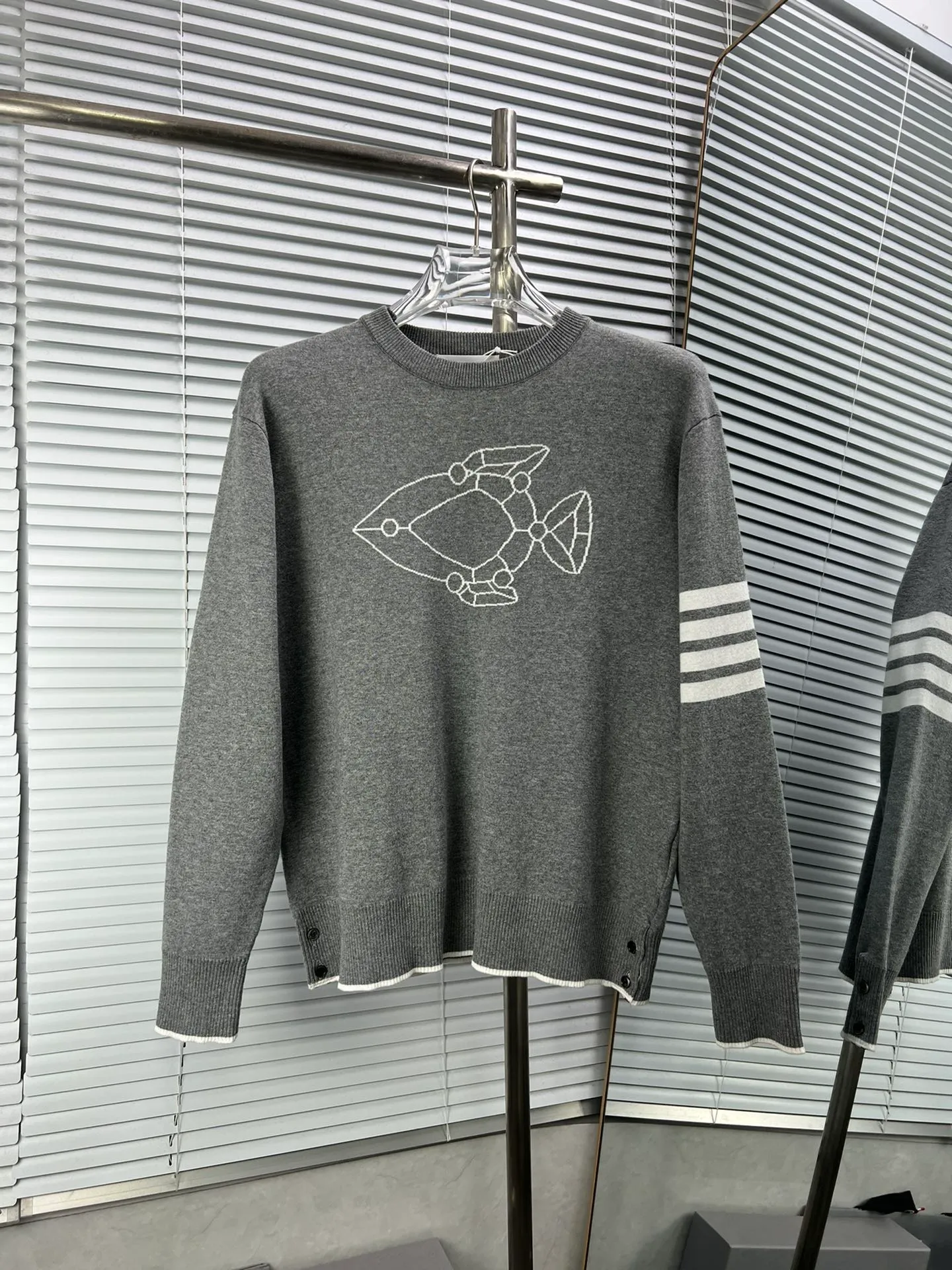 THOM BROWNENew Arrival 16 100 Series SIZE:1/2/3/4 COLOUR：Navy Blue /Gray